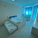 Comfort Hotel *